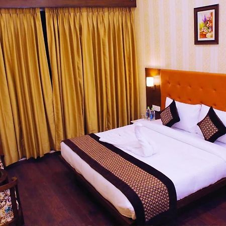 Zirakpur Hotel Citi Inn Grande מראה חיצוני תמונה