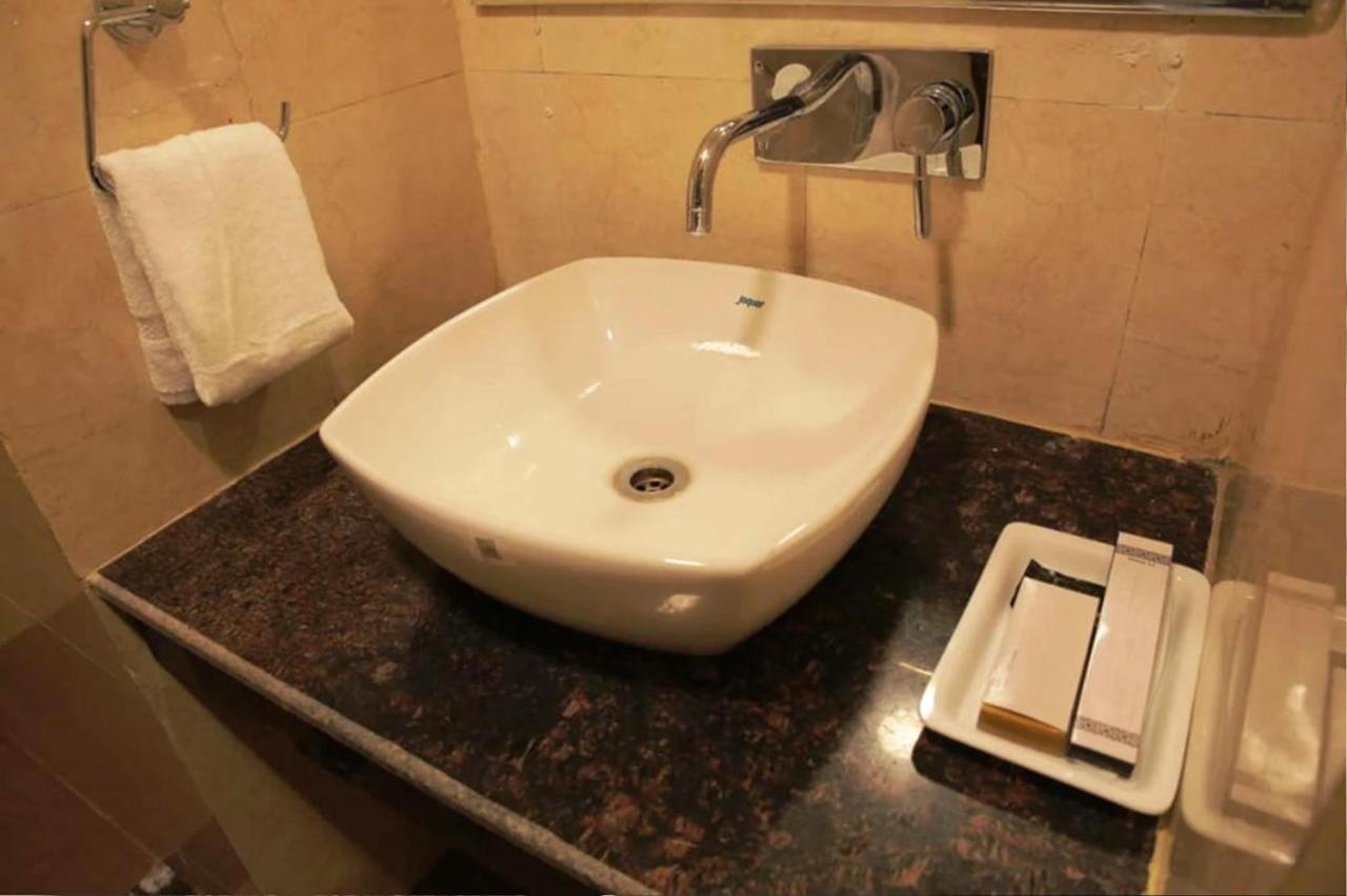 Zirakpur Hotel Citi Inn Grande מראה חיצוני תמונה