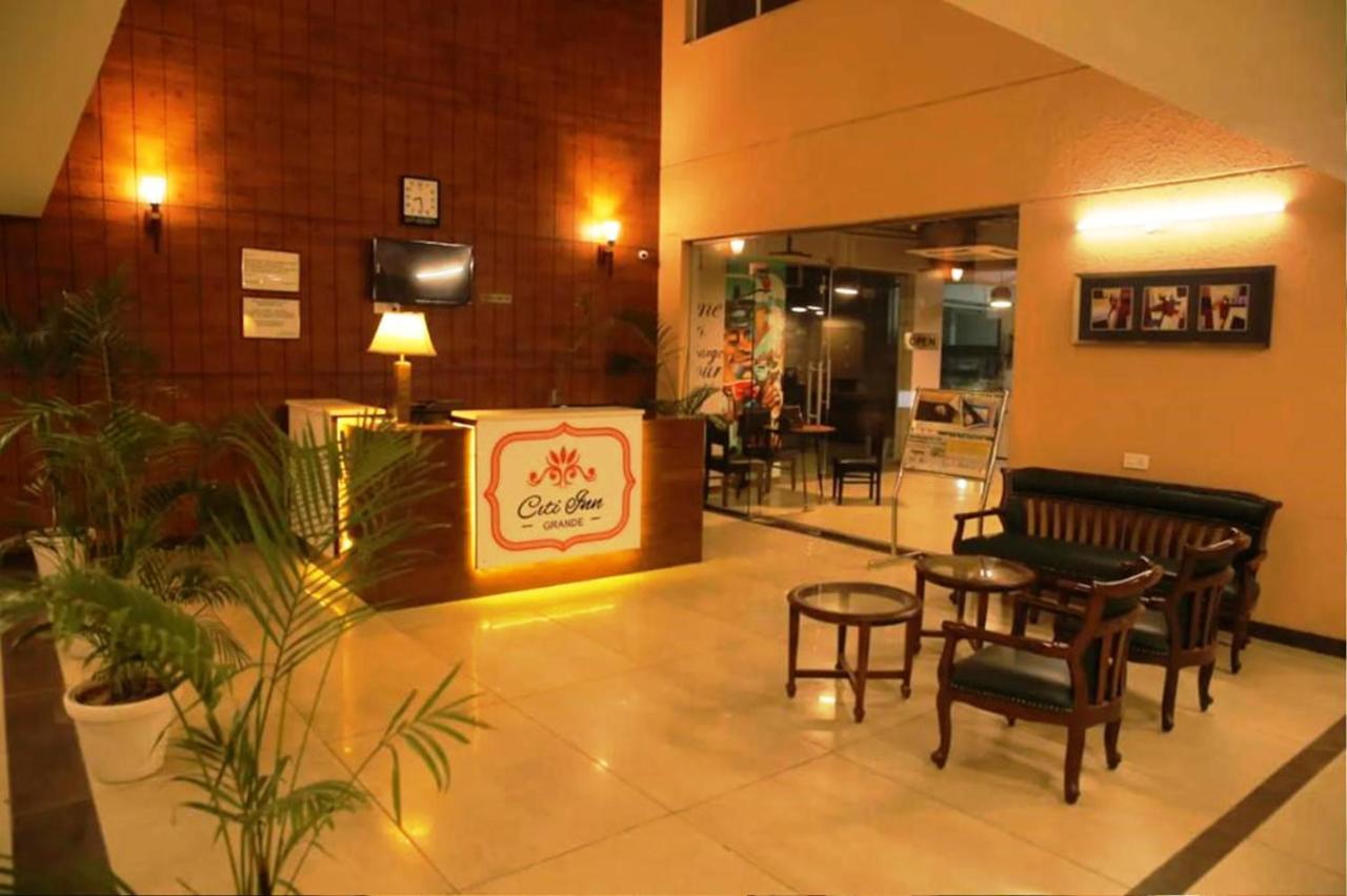 Zirakpur Hotel Citi Inn Grande מראה חיצוני תמונה