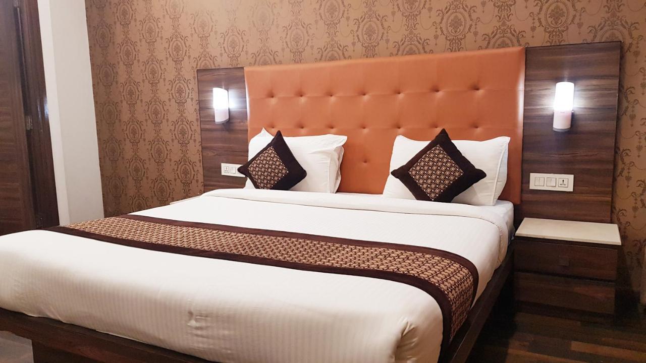 Zirakpur Hotel Citi Inn Grande מראה חיצוני תמונה